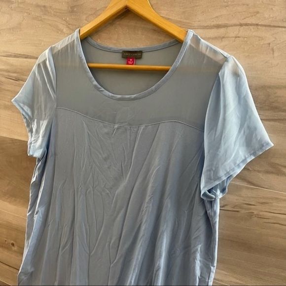 Vince Camuto Short Sleeve Long Blouse - Picture 3 of 8